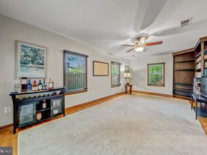 1634 Nathan Ln, Herndon VA 20170