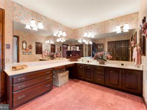 111 Cedar Glen Drive, New Hope PA 18938