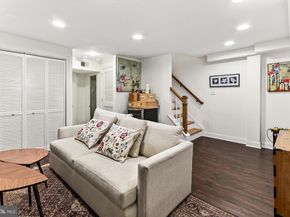 902 Oronoco Street, Alexandria VA 22314