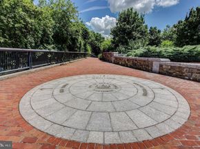 902 Oronoco Street, Alexandria VA 22314