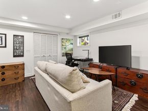 902 Oronoco Street, Alexandria VA 22314