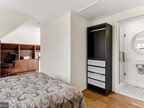 902 Oronoco Street, Alexandria VA 22314