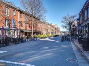 902 Oronoco Street, Alexandria VA 22314