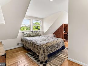 902 Oronoco Street, Alexandria VA 22314