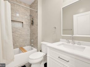 1624 26TH Place SE 2, Washington DC 20020