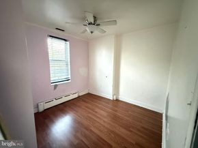 2643 S 10TH Street, Philadelphia PA 19148