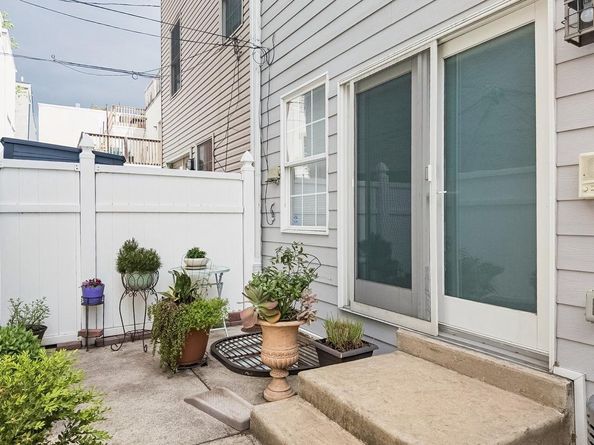 718 S 19TH Street, Philadelphia PA 19146