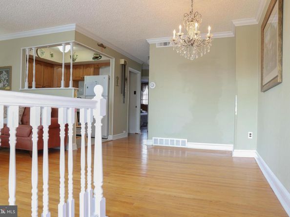 10210 E Keswick Road, Philadelphia PA 19114