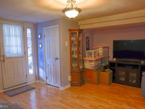 10210 E Keswick Road, Philadelphia PA 19114