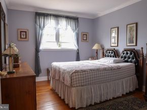 10210 E Keswick Road, Philadelphia PA 19114
