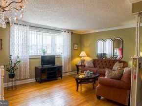 10210 E Keswick Road, Philadelphia PA 19114