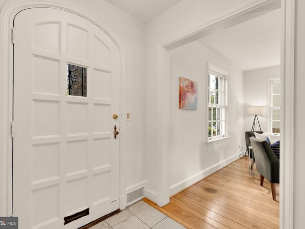 7918 13TH Street NW, Washington DC 20012