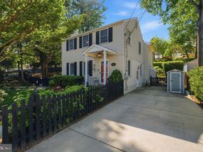 950 N Longfellow Street, Arlington VA 22205