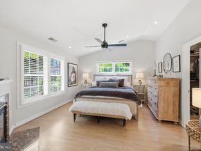 950 N Longfellow Street, Arlington VA 22205