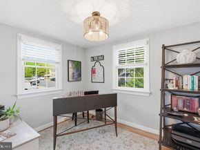 950 N Longfellow Street, Arlington VA 22205