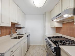 4600 Duke Street 928, Alexandria VA 22304