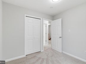 22009 Guilford Station Terrace, Sterling VA 20166