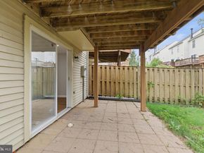 22009 Guilford Station Terrace, Sterling VA 20166