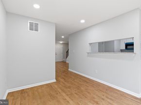 22009 Guilford Station Terrace, Sterling VA 20166