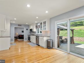 691 Twin Bridge Drive, Wayne PA 19087