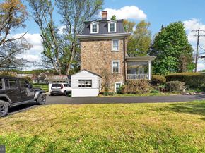 1780 S Limekiln Pike, Glenside PA 19038