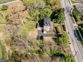 1780 S Limekiln Pike, Glenside PA 19038