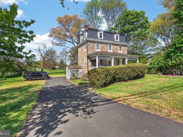 1780 S Limekiln Pike, Glenside PA 19038