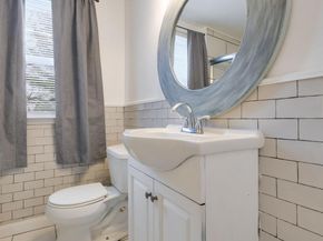 907 Kenwood Road, Drexel Hill PA 19026