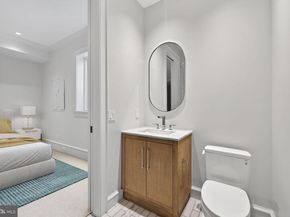 3031 N Stuart Street, Arlington VA 22207
