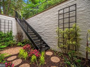 3031 N Stuart Street, Arlington VA 22207