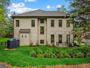 3031 N Stuart Street, Arlington VA 22207