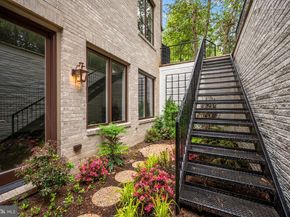3031 N Stuart Street, Arlington VA 22207