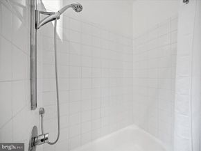 1706 U Street NW 202, Washington DC 20009