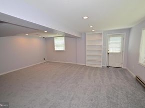 446 Twickenham Road, Glenside PA 19038
