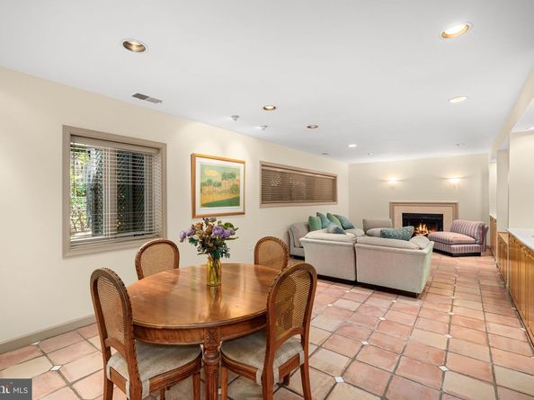 4616 Foxhall Crescent NW, Washington DC 20007