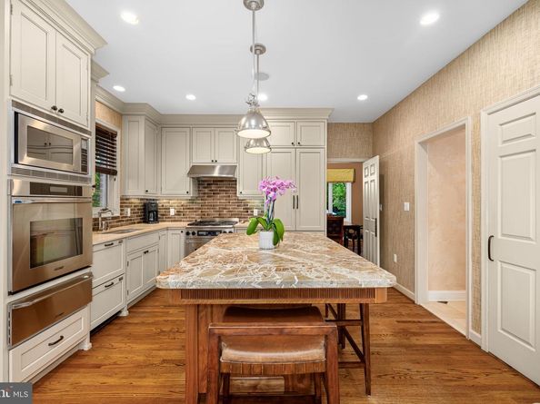 4616 Foxhall Crescent NW, Washington DC 20007