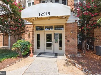 12919 Alton Square