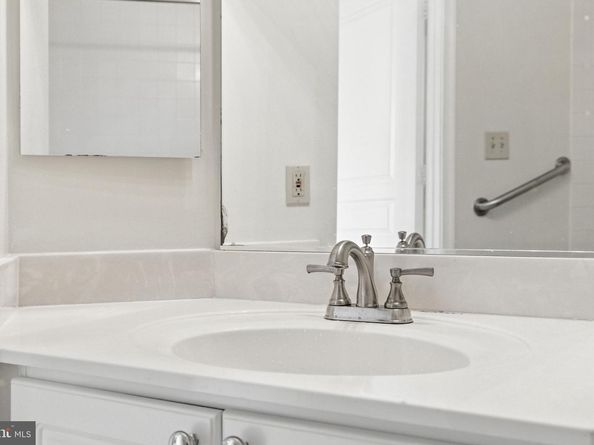 12919 Alton Square 307, Herndon VA 20170