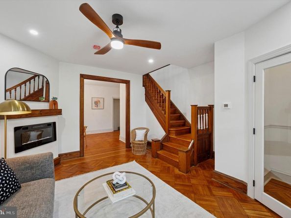 5730 Broomall Street, Philadelphia PA 19143