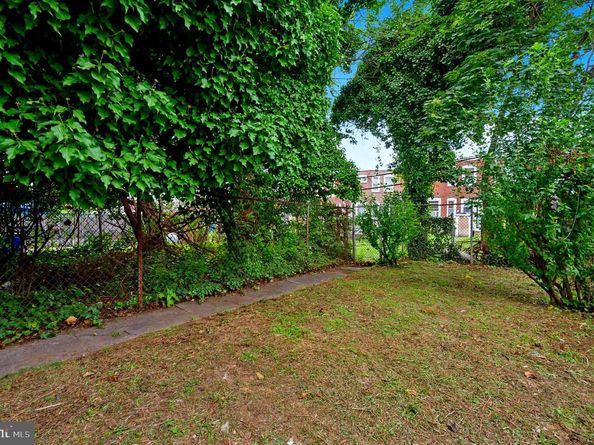 5730 Broomall Street, Philadelphia PA 19143