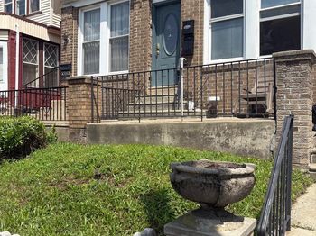 5601 N 10TH Street
