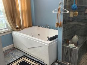 5601 N 10TH Street, Philadelphia PA 19141