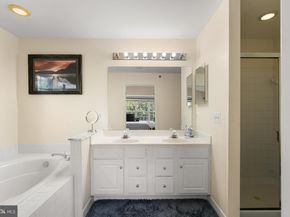 417 Clayton Lane, Alexandria VA 22304