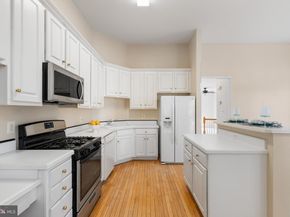 417 Clayton Lane, Alexandria VA 22304