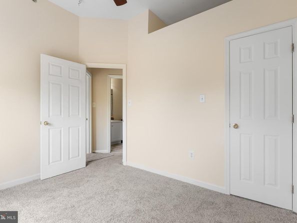 417 Clayton Lane, Alexandria VA 22304