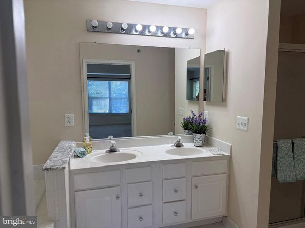 417 Clayton Lane, Alexandria VA 22304
