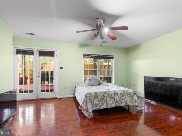 417 Clayton Lane, Alexandria VA 22304
