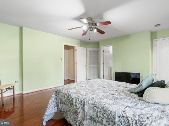 417 Clayton Lane, Alexandria VA 22304