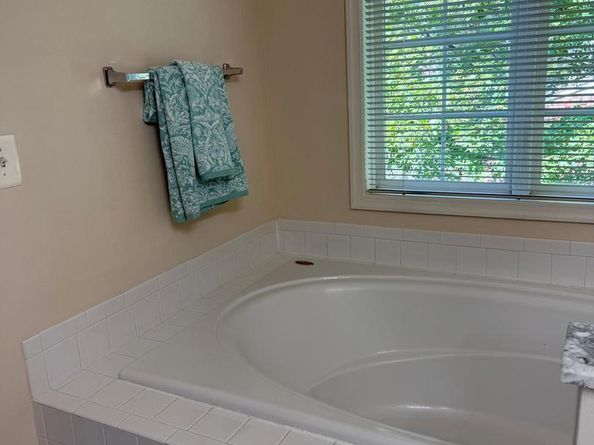 417 Clayton Lane, Alexandria VA 22304