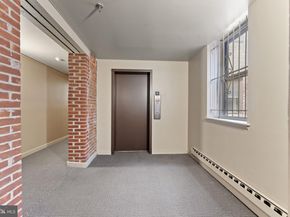 209 N 4TH Street F4, Philadelphia PA 19106